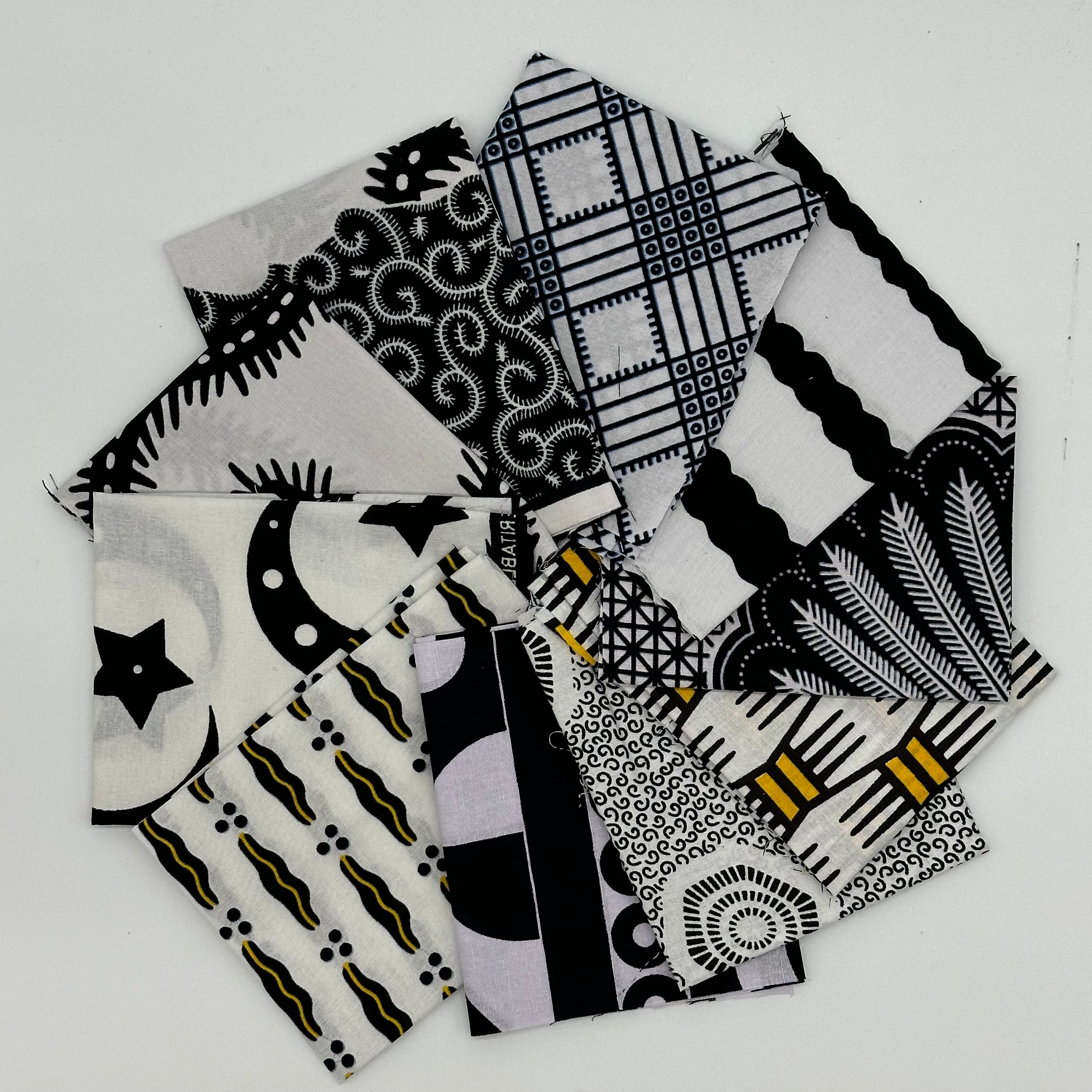 Monochrome Half Fat Quarter Bundle