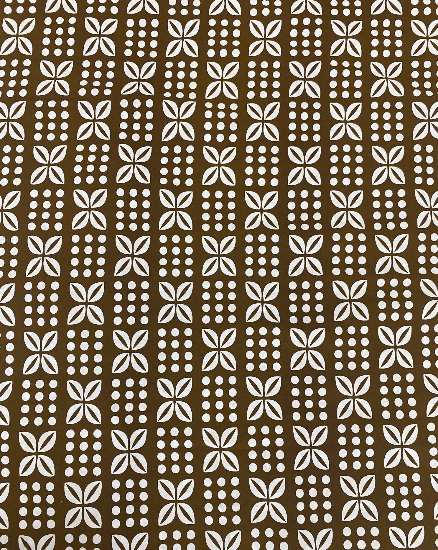 Dotted Cowrie: Elegant Silver Overlay African Print Fabric